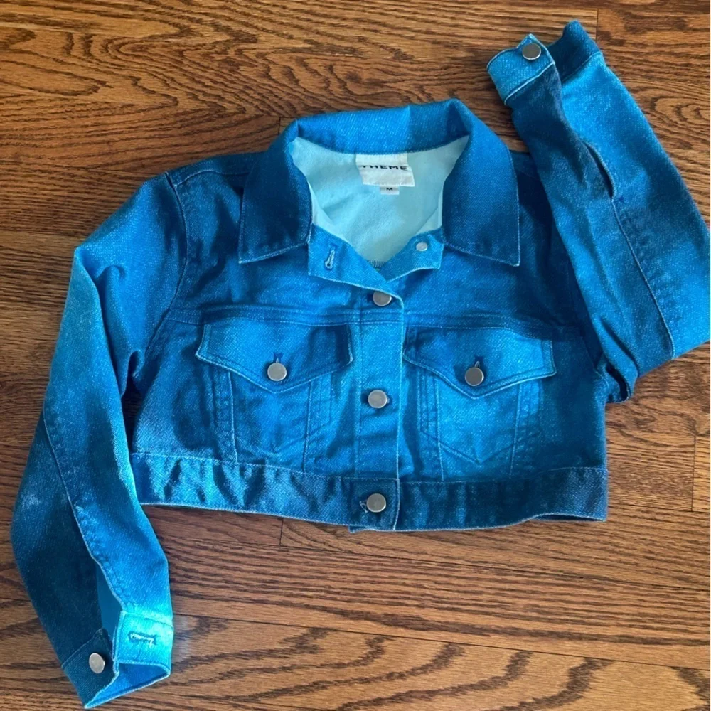 THEME Youth Cropped Denim Jacket Blue Organic Cotton Jean Coat Y2K Size Medium